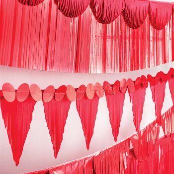 Apple Red Multi Shape Fringe Banner Kit 6pc