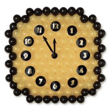New Year's Eve Countdown Clock Sculpted Balloon Back Drop Kit