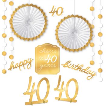 Gold and white 40th birthday decorations.